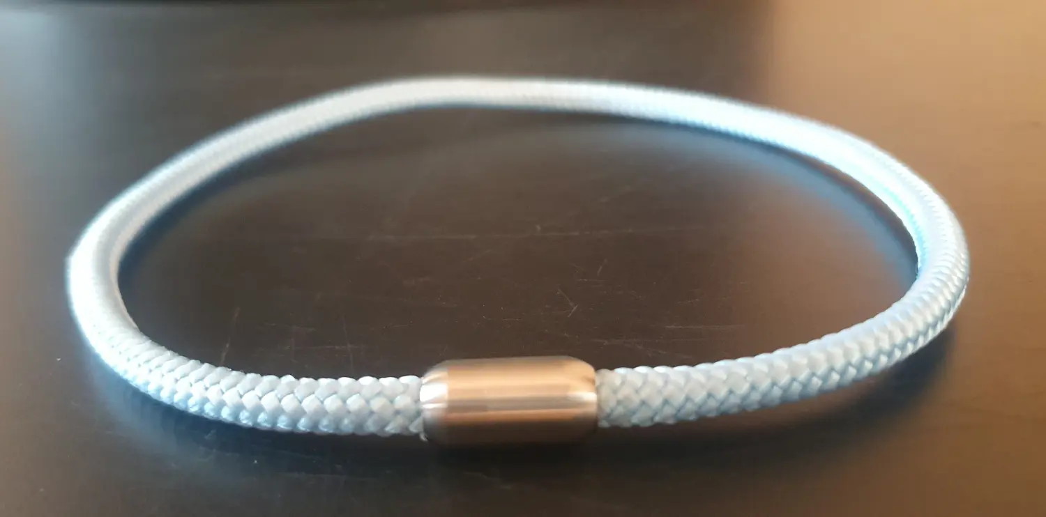 Armbänder Isabelaleinendesin